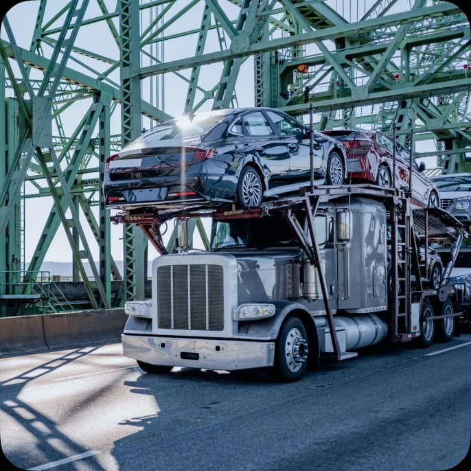 Two-Storied truck with carsTwo-Storied truck with cars